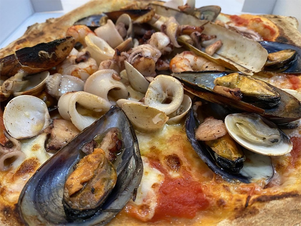 Pizza Frutti di Mare - Imagen 1