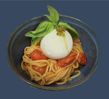 Spaghetti Burrata y Tomate - Imagen 1